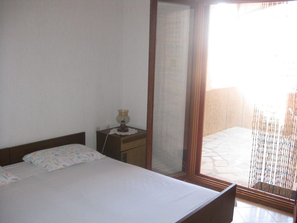 Apartmani Lukin เบทินา ภายนอก รูปภาพ